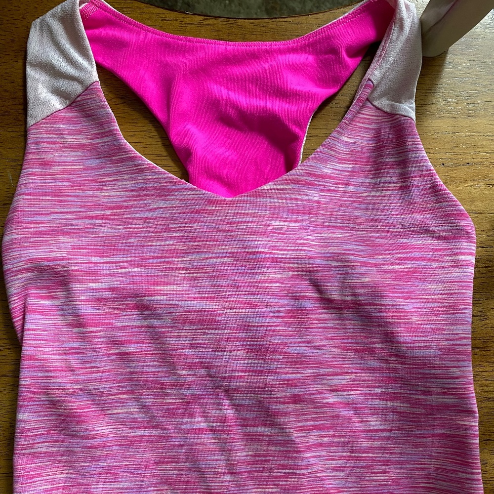 Ivivva (Lululemon) Twist Back tank top (Sz 14)